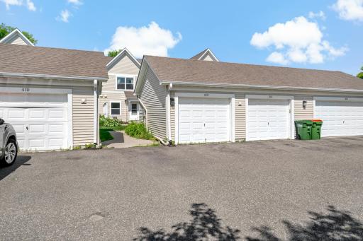 612 1st Avenue NW, Osseo, MN 55369