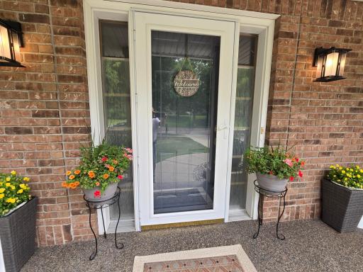 Welcome to your new home! Entry stairs and sidewalk have very unique washed stone texturing.