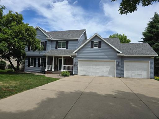 2880 total sq. ft. of space for 4 bedrooms level, 2 full bathrms, one 1/2 bath and sunken fireplace family room. The MF second living room has been used as a theater Rm ! Extensive hardwood floor coverings on main and upper level much of it new !