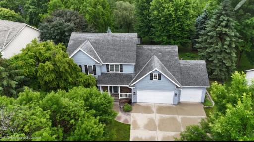 2614 16th Ave SE Architectual Shingles are in great condition!