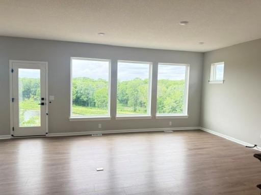 10695 Ithaca Lane N, Maple Grove, MN 55369
