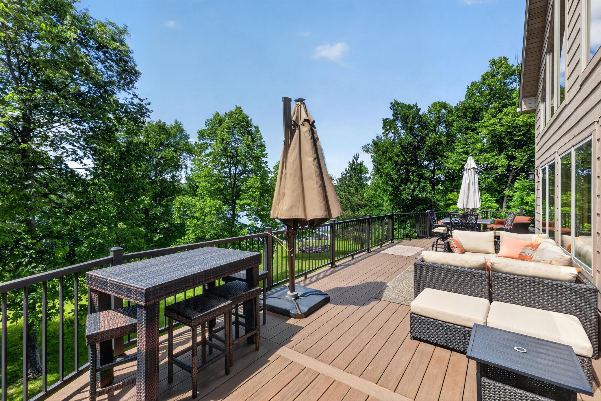 Lots of seating! This is a fantastic deck for entertaining.