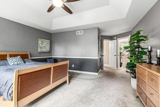 Welcome to 1179 Maple Lane W - Roseville