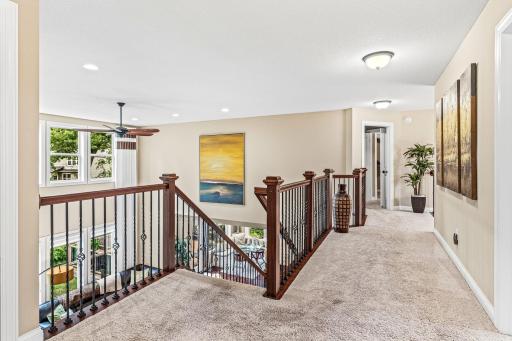 Welcome to 1179 Maple Lane W - Roseville