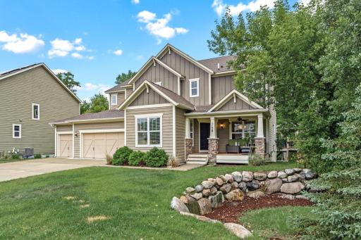 4-web-or-mWelcome to 1179 Maple Lane W - Rosevillels-1179 Maple Ln (3).jpg