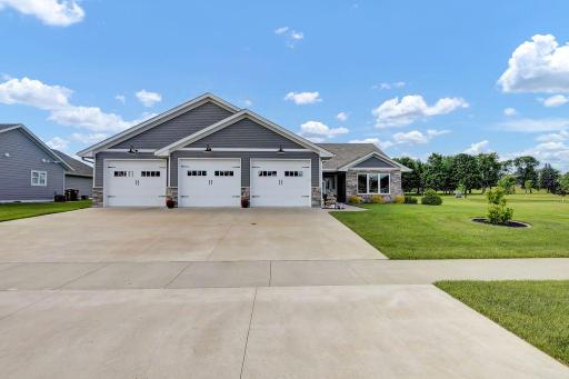 2007 River Links Drive, Cold Spring, MN 56320