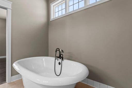 Primary double pedestal luxury soaking tub