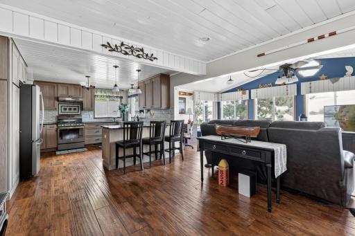 10446 Shady Lane, East Gull Lake, MN 56401