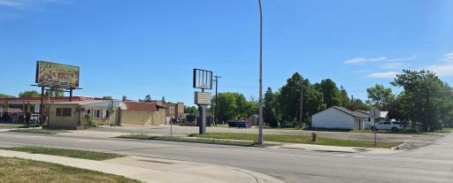 Photo for 1525 2nd Avenue W, International Falls, MN 56649 - listing #7092730 1525 2nd Avenue W, International Falls, MN 56649