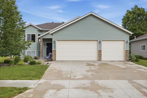 Photo for 1403 35th Street Circle S, Moorhead, MN 56560 - listing #7092765 1403 35th Street Circle S, Moorhead, MN 56560