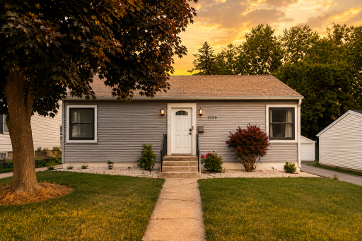 1550 7 1/2 Avenue NE, Rochester, MN 55906
