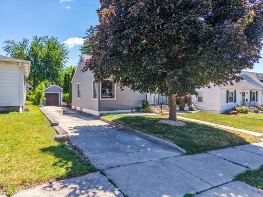 1550 7 1/2 Avenue NE, Rochester, MN 55906