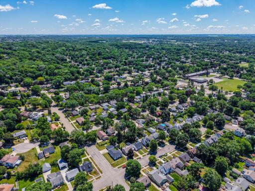 1550 7 1/2 Avenue NE, Rochester, MN 55906