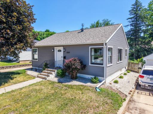 1550 7 1/2 Avenue NE, Rochester, MN 55906