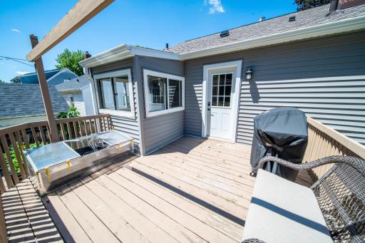 1550 7 1/2 Avenue NE, Rochester, MN 55906