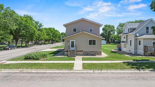 313 7th Street W, Canby, MN 56220