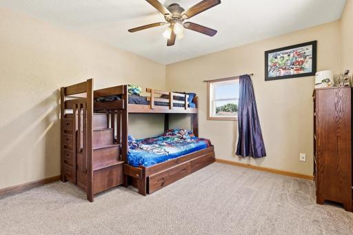 313 7th Street W, Canby, MN 56220