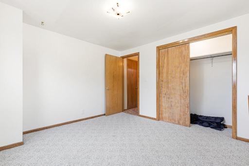 213 2nd Street E, Jasper, MN 56144