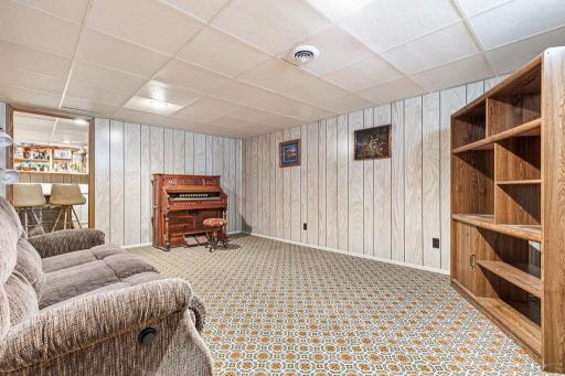 213 2nd Street E, Jasper, MN 56144