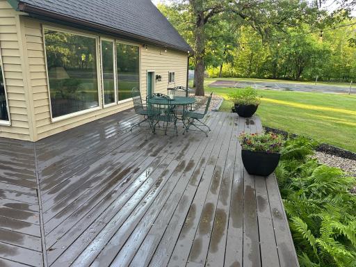 outsidedeck.jpeg