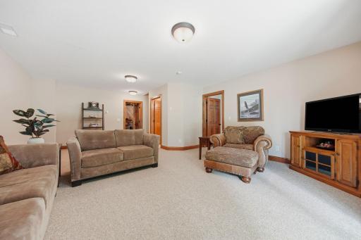 18892 88th Avenue N, Maple Grove, MN 55311