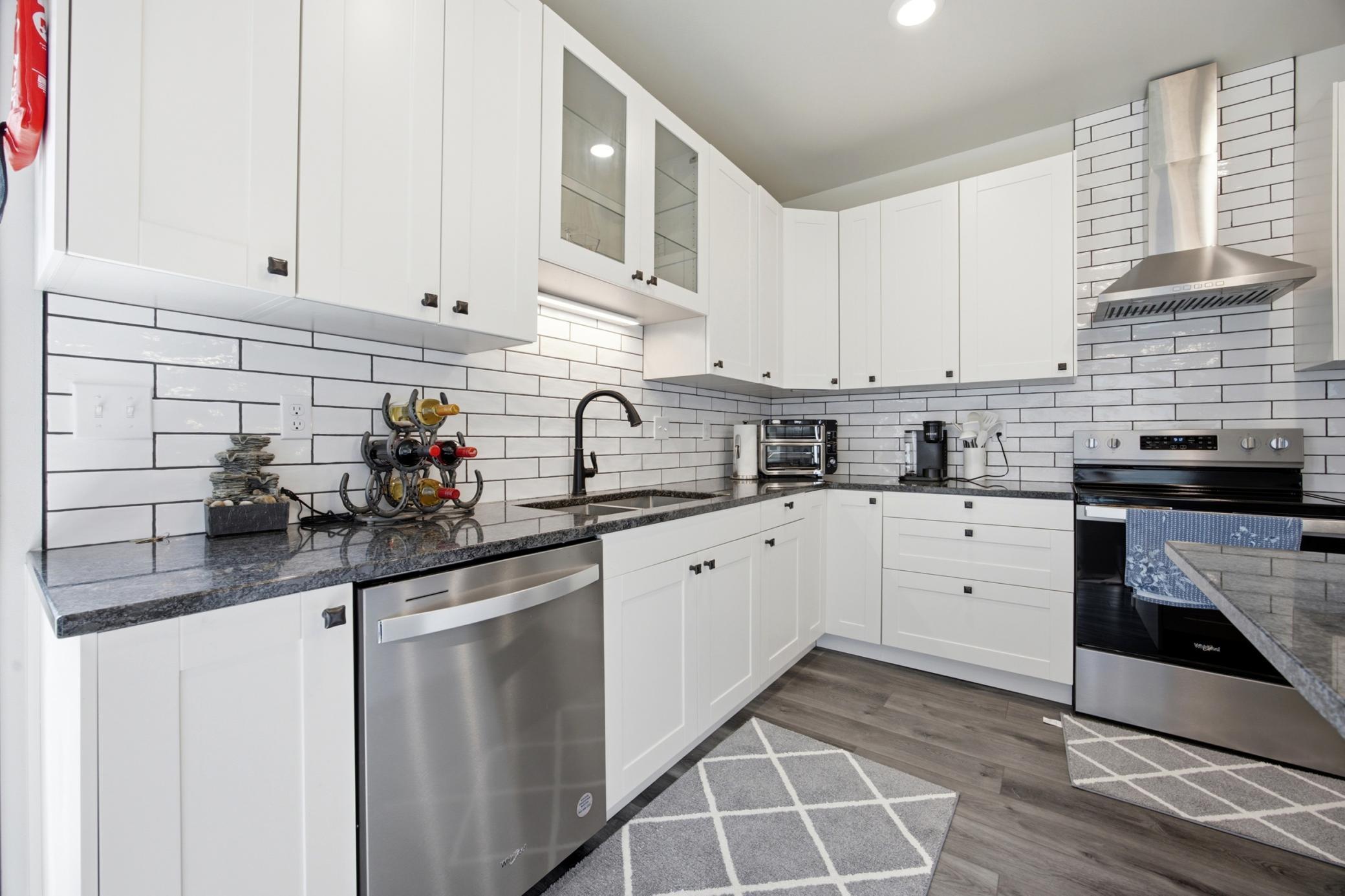 Kitchen 1