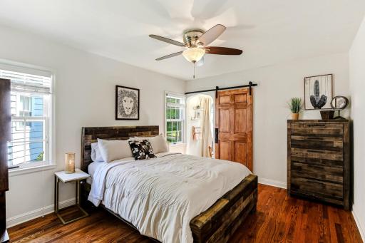 6-web-or-mls-5844-11th-Ave-06.jpg