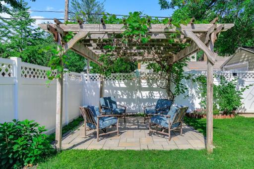 15-web-or-mls-5844-11th-Ave-15.JPG