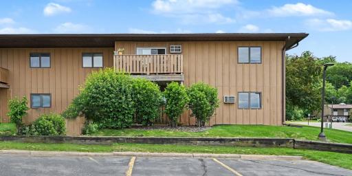 125 Kingswood Drive, 1D, Red Wing, MN 55066