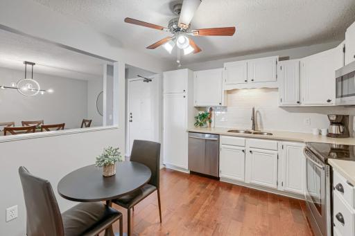 10600 43rd Avenue N, 202, Minneapolis, MN 55442