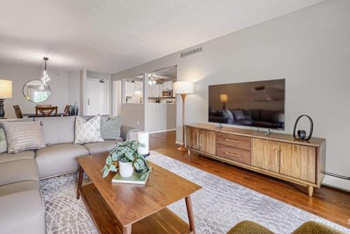 10600 43rd Avenue N, 202, Minneapolis, MN 55442