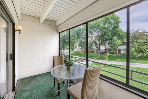 10600 43rd Avenue N, 202, Minneapolis, MN 55442