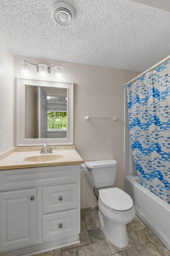 Lower level private full bathroom!