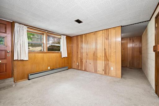 1125 Oakview Lane N, Minneapolis, MN 55441