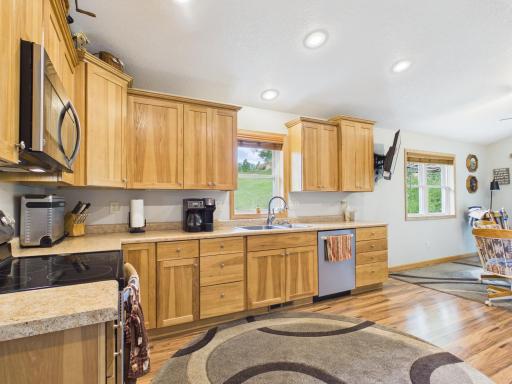 Kitchen 1.jpg