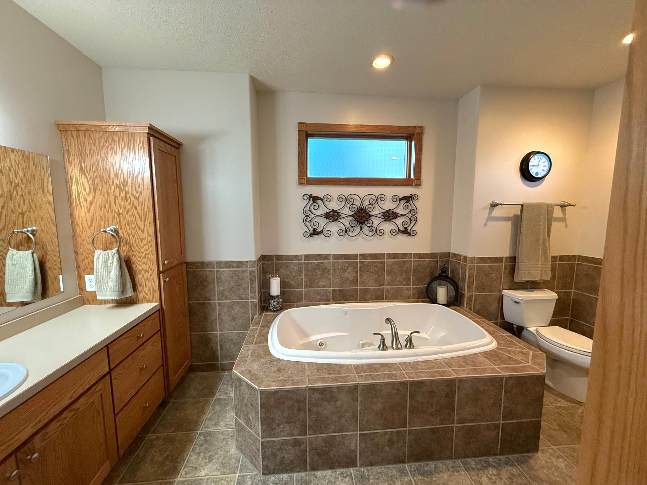 Primary bath
