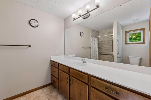 11763 Erskin Circle, Minneapolis, MN 55449