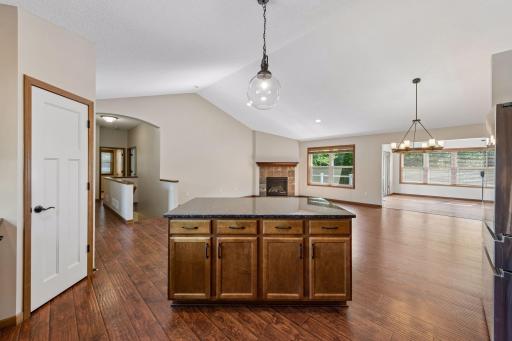 11763 Erskin Circle, Minneapolis, MN 55449
