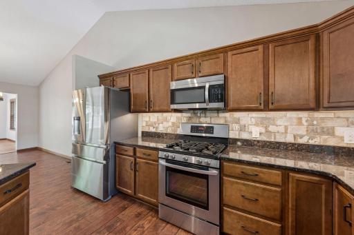 11763 Erskin Circle, Minneapolis, MN 55449
