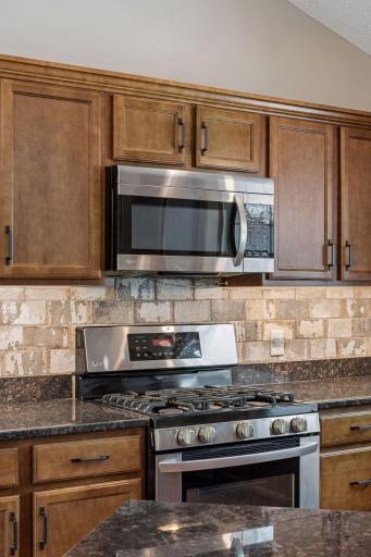 11763 Erskin Circle, Minneapolis, MN 55449