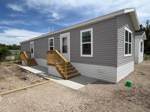 1611 6th Avenue E, A5, Alexandria, MN 56308