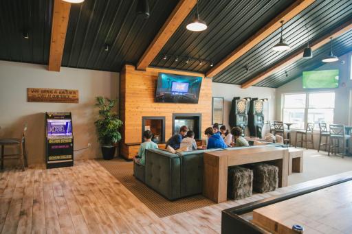 Quarterdeck Resort #404 9 Adventure Way SW, Nisswa, MN 56468