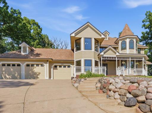 1451 Brookshire Court, Saint Paul, MN 55112