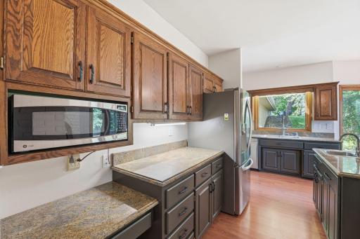 1451 Brookshire Court, Saint Paul, MN 55112