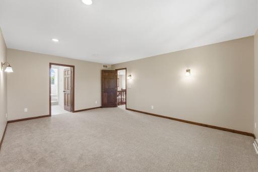 1451 Brookshire Court, Saint Paul, MN 55112