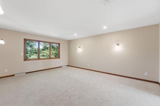 1451 Brookshire Court, Saint Paul, MN 55112