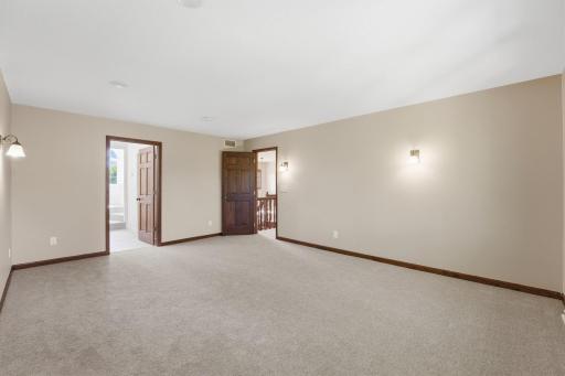1451 Brookshire Court, Saint Paul, MN 55112