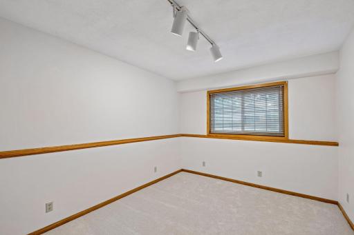 4284 Eagle Crest Drive, Eagan, MN 55122