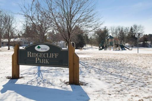 4284 Eagle Crest Drive, Eagan, MN 55122