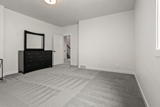 2815 Rivers Bend Drive E, West Fargo, ND 58078
